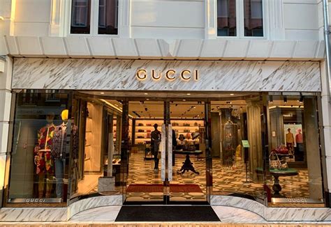 gucci - amsterdam hooftstraat|Amsterdam Gucci outlet.